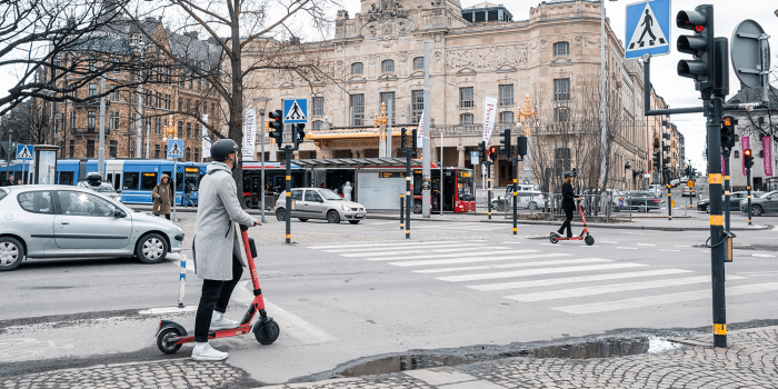 Voi technology e tretroller electric kick scooter paris frankreich france min