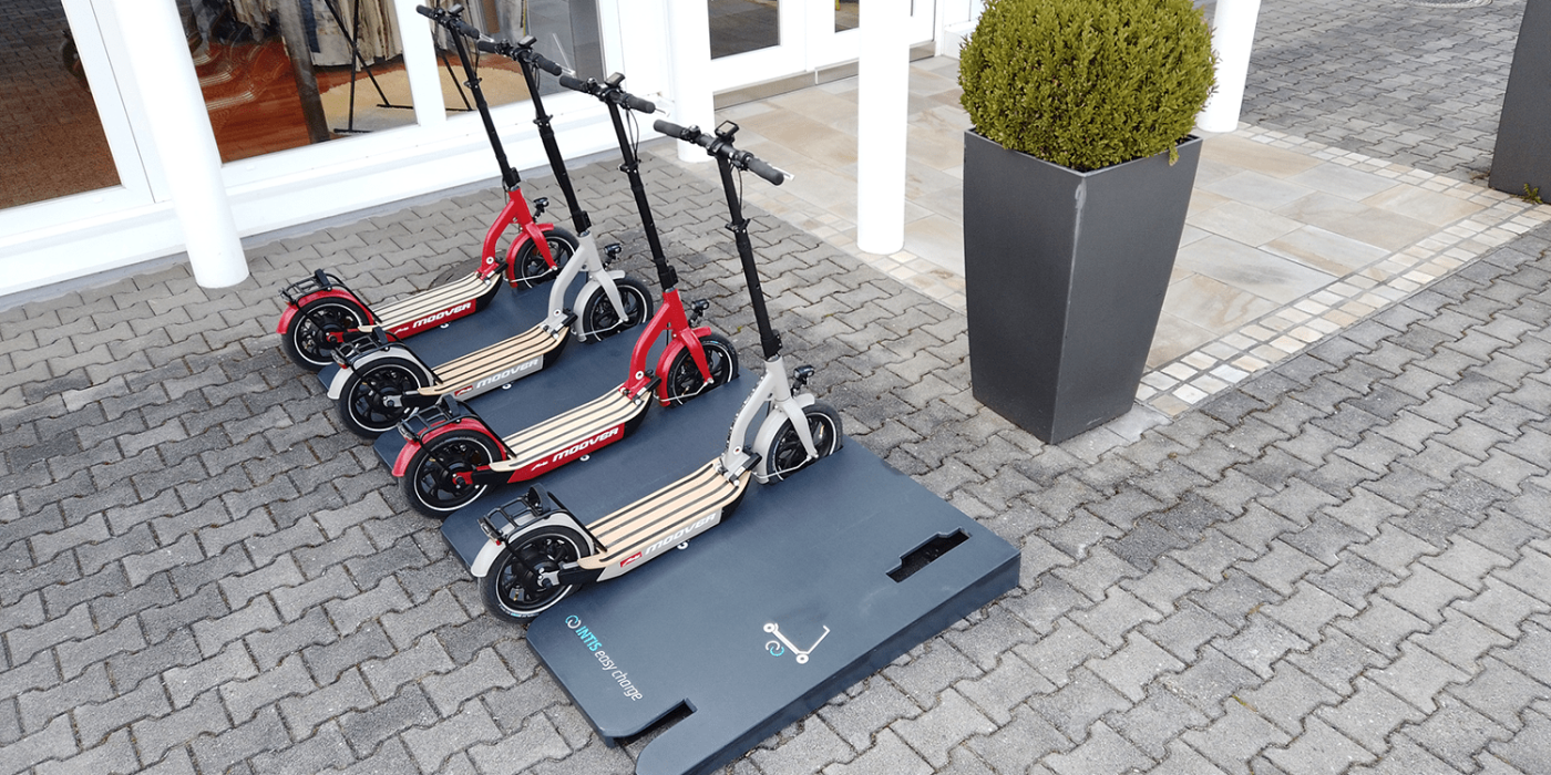 Metz moover e tretroller electric kick scooter intis induktives laden inductive charging min