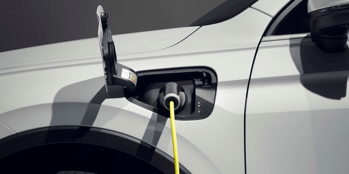 Volkswagen tiguan ehybrid min