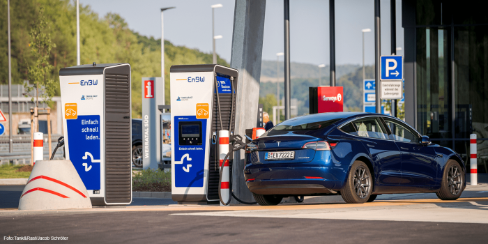 Enbw ladestation charging station tank und rast tankstelle min