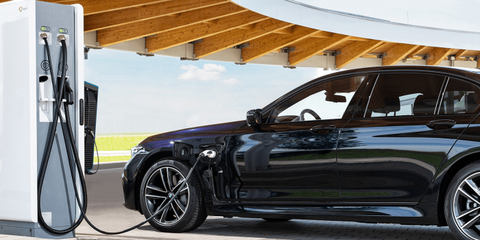 Estación de carga bmw ladestation min