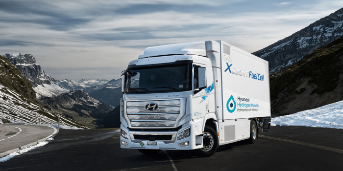 Hyundai xcient brennstoffzellen lkw fuel cell truck min