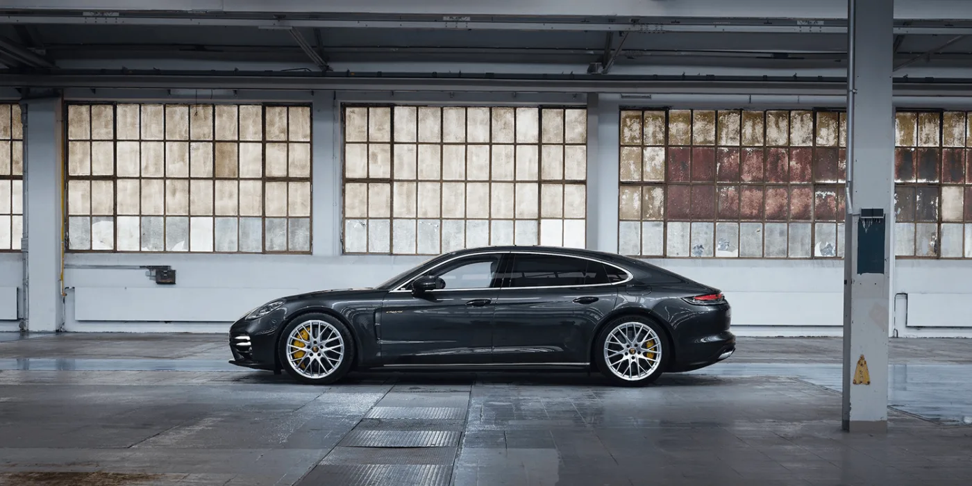 porsche panamera turbo s e híbrido phev 2020 02 min porsche panamera turbo s e híbrido phev 2020 02 min