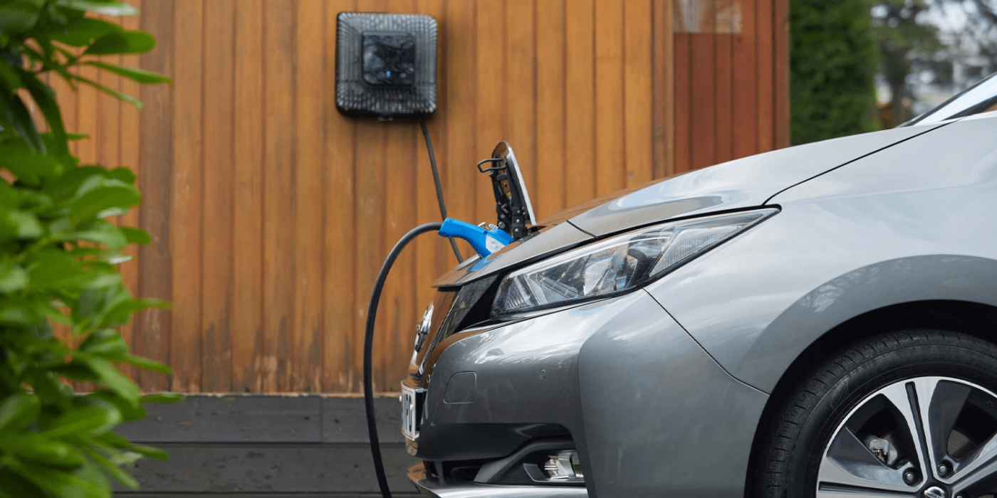 Cargadores Wallbox v2g nissan leaf min