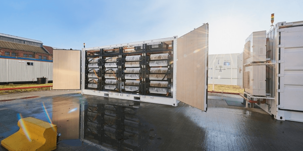 Energía conectada e stor bateríaspeicher almacenamiento en baterías min