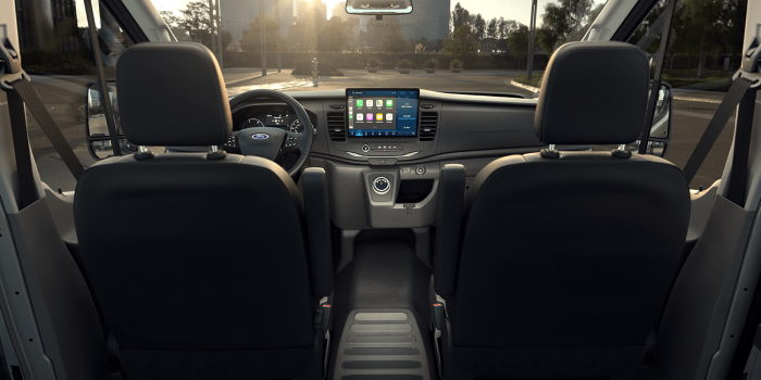 Ford e transit e transporter eléctrico transporter min