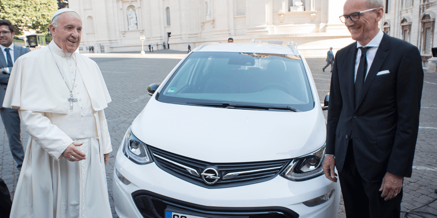 Opel ampera e vatikan papst franziskus