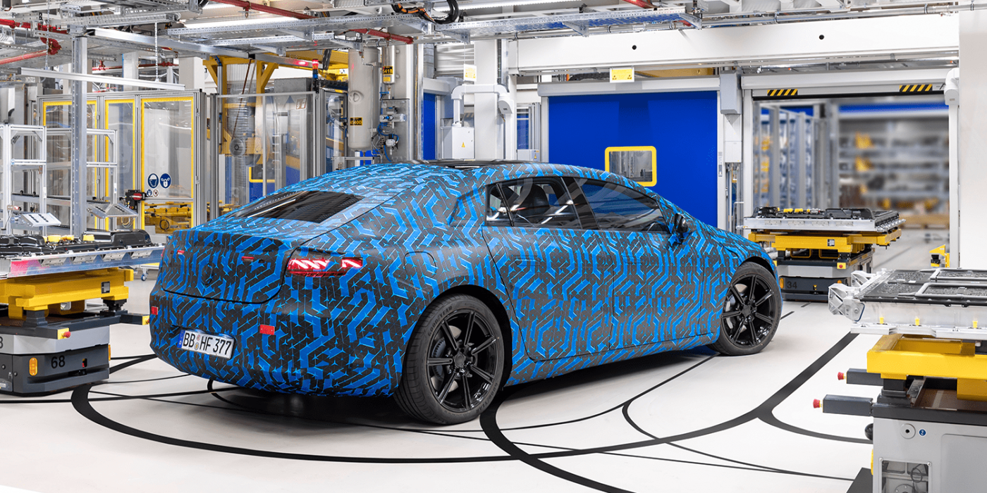 Mercedes benz eqs min