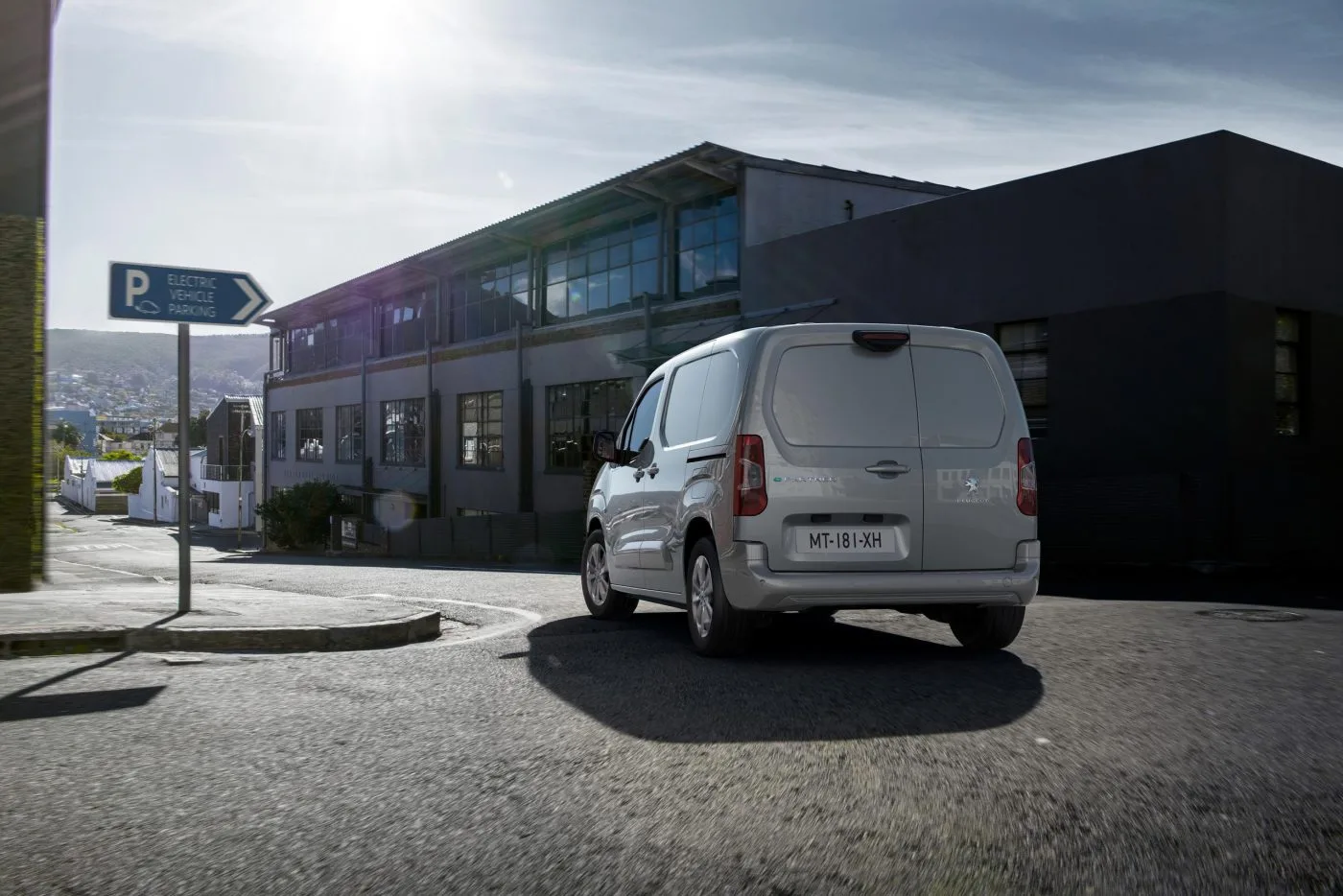PEUGEOT PARTNER 2101STYP102 a escala PEUGEOT PARTNER 2101STYP102 a escala