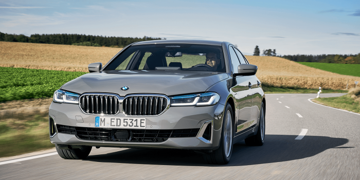 Bmw 520e limusina phev min