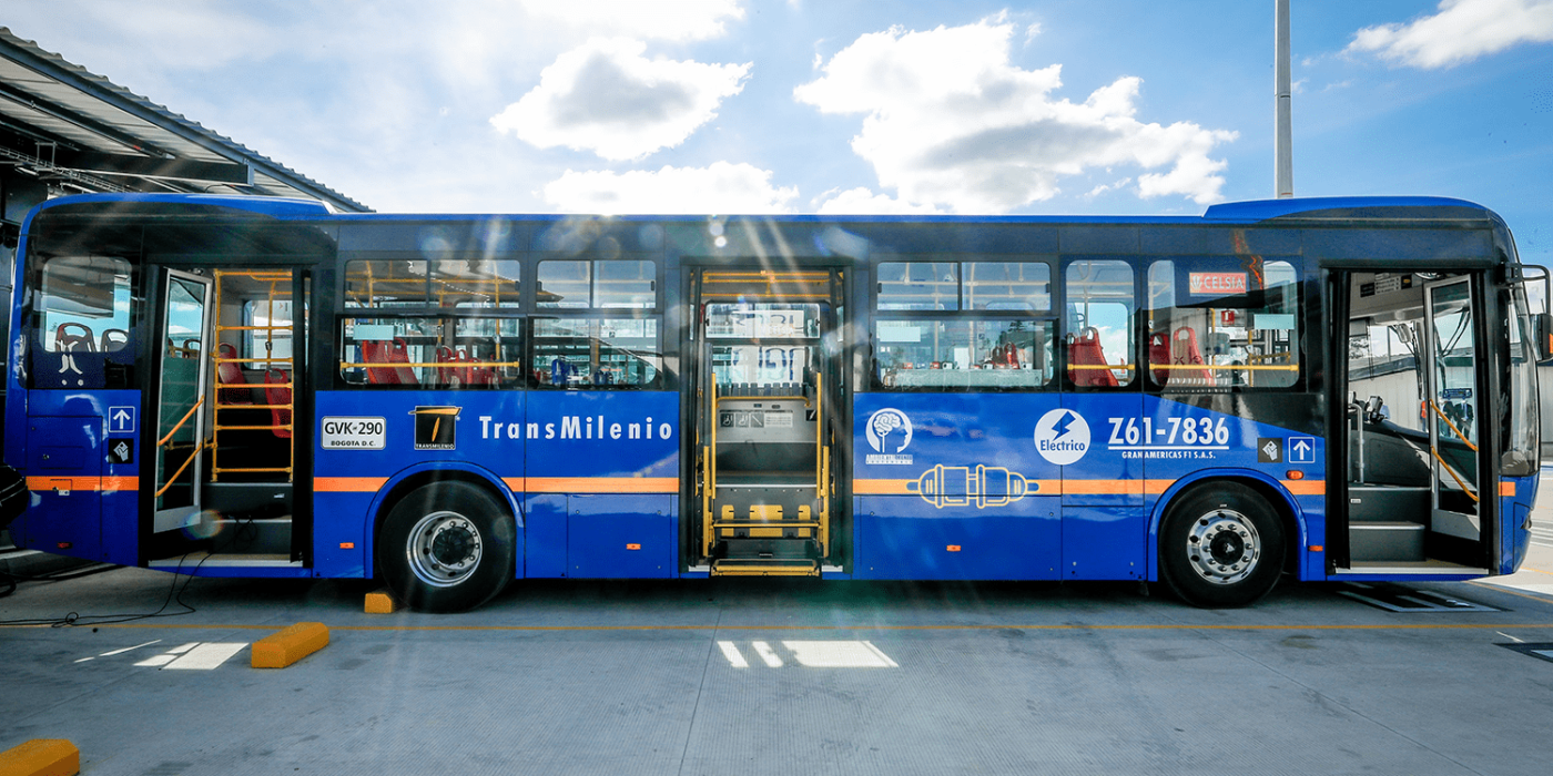 Byd elektrobus electric bus bogota kolumbien colombia meter min