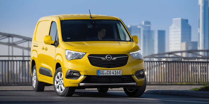 Opel combo e min