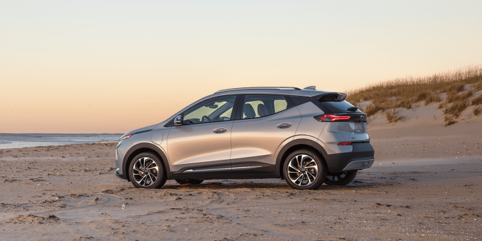Chevrolet bolt euv min