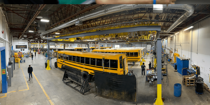 León eléctrico min