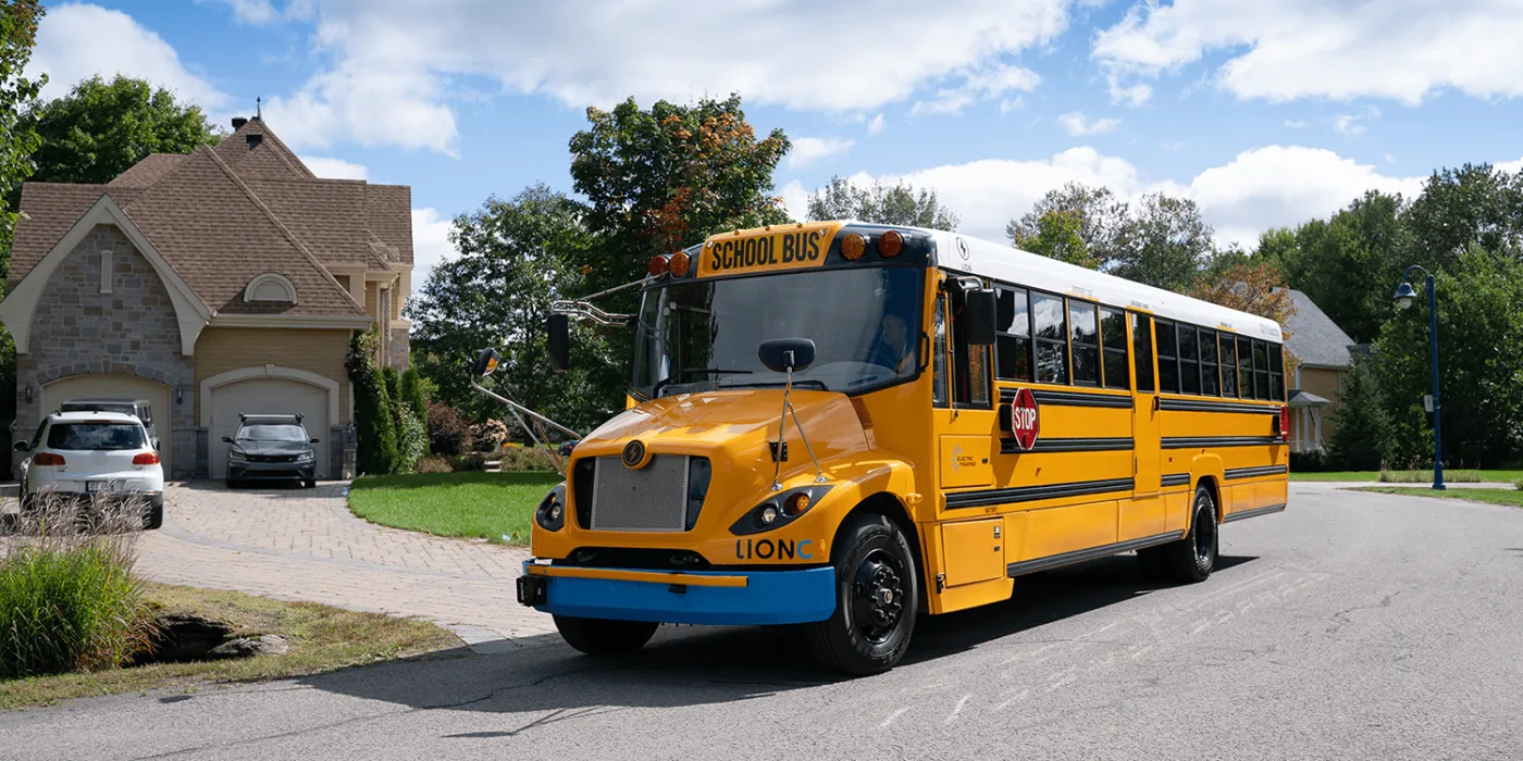 lion electric lionc elektrobus electric bus 2021 01 min lion electric lionc elektrobus electric bus 2021 01 min