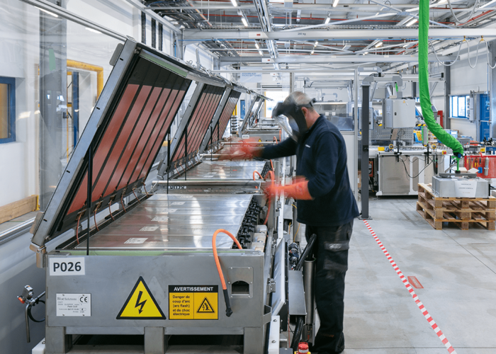 Blue solutions min e