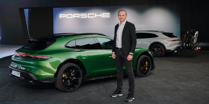 Porsche taycan cross turimo blume