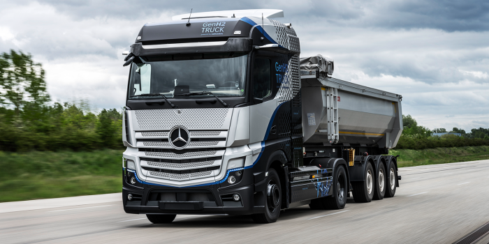 Daimler mercedes benz genh2 truck brennstoffzellen lkw fuel cell truck