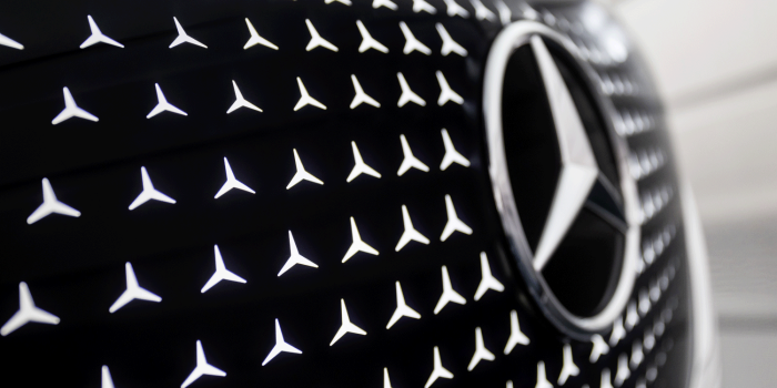 Mercedes benz eqt concept min