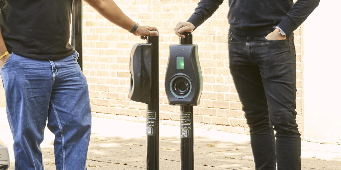 Connected kerb ladestation charging station grossbritannien uk min