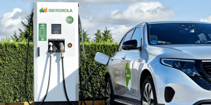 Iberdrola ladestation charging station leroy merlin spanien spain min