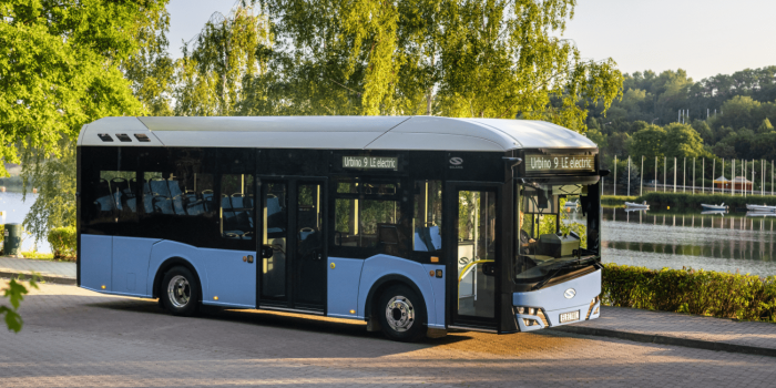Solaris urbino le electric elektrobus electric bus min