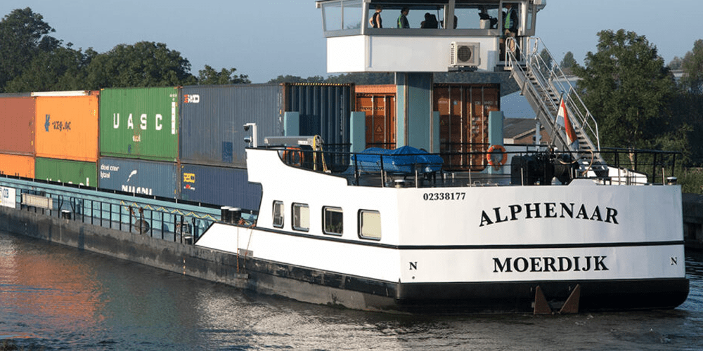 Emisiones cero srevices alphenaar e schiff electric ship min