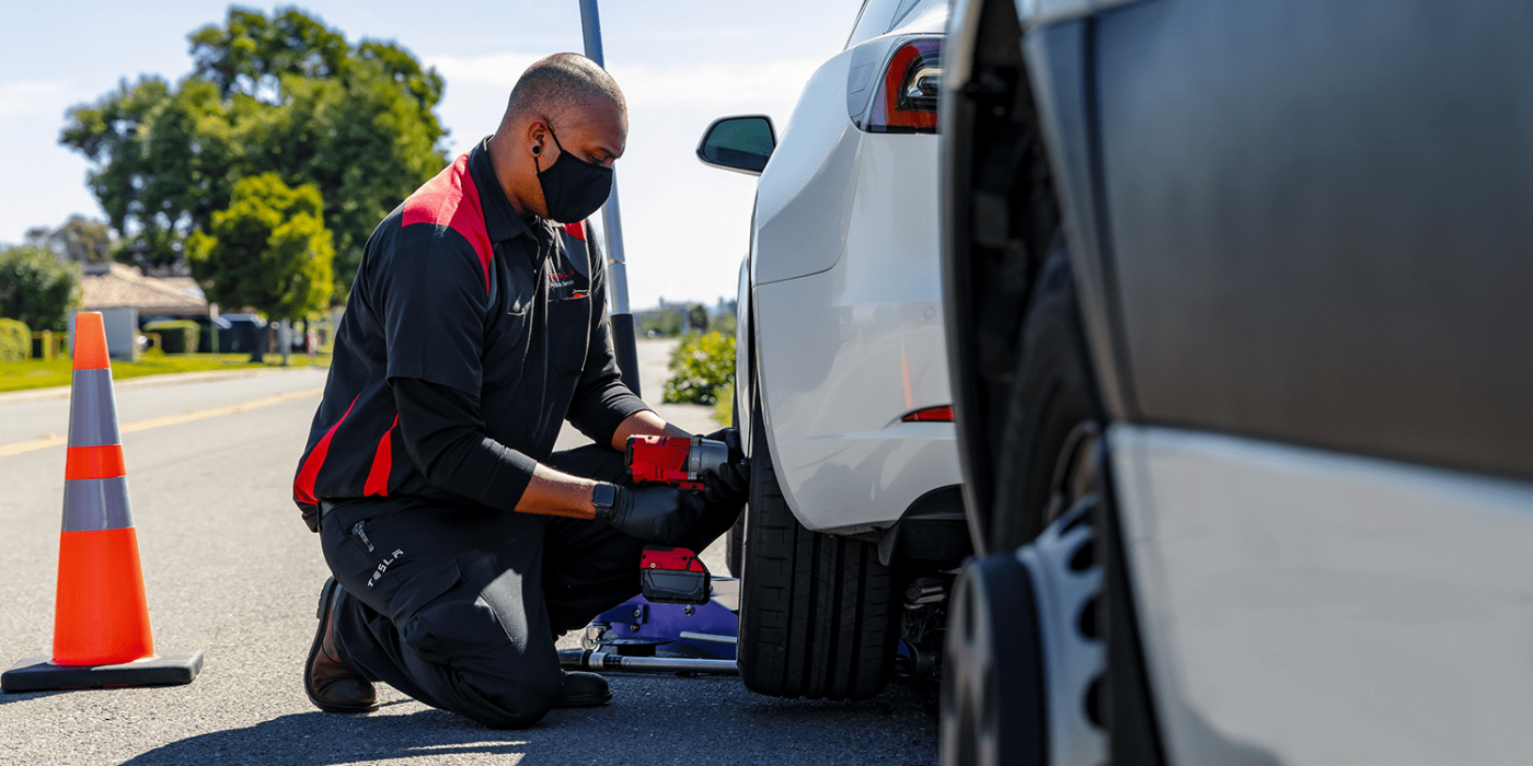Tesla service min