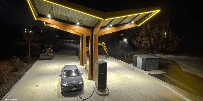 Fastned ladestation charging station markt kindling min