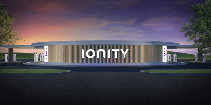 Ionity ladestation charging station min