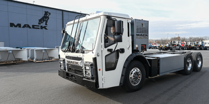 Mack lr electric e lkw electric truck usa min