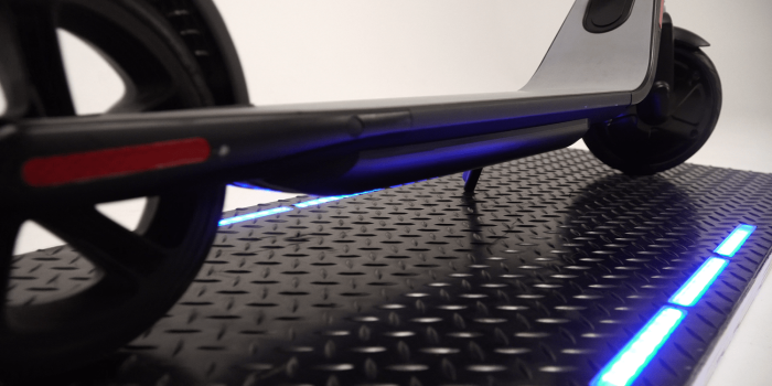 Cargador inalámbrico Meredot min