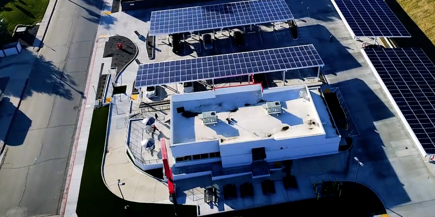 Plaza de recarga de vehículos eléctricos GreenCore