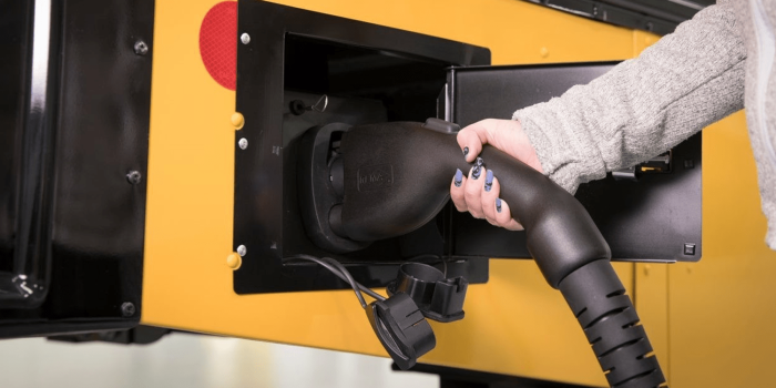 Elektrobus electric bus ladestation charging station usa min