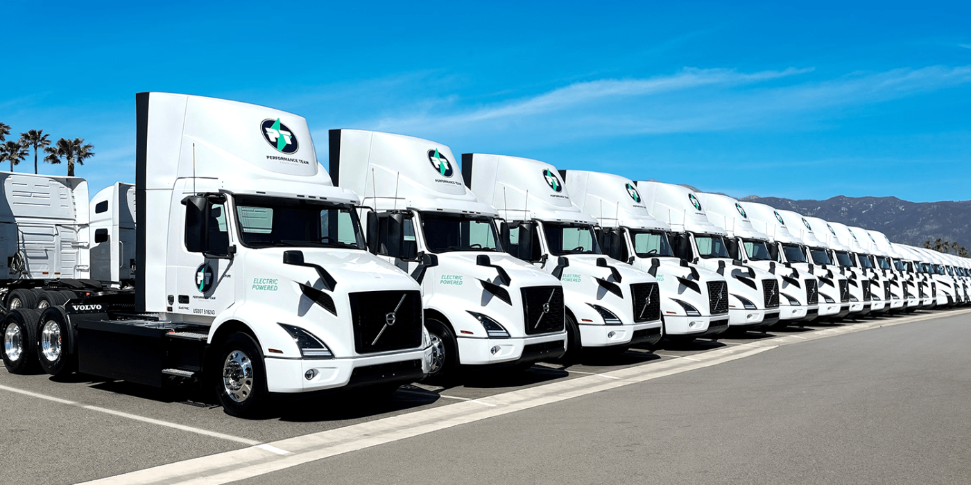 Volvo trucks vnr electric e lkw electric truck usa performance team maersk min e