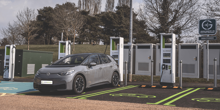 Gridserve ladestation estación de carga grossbritannien uk min