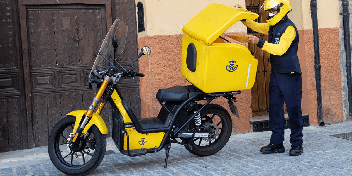 Moto electrica correos min