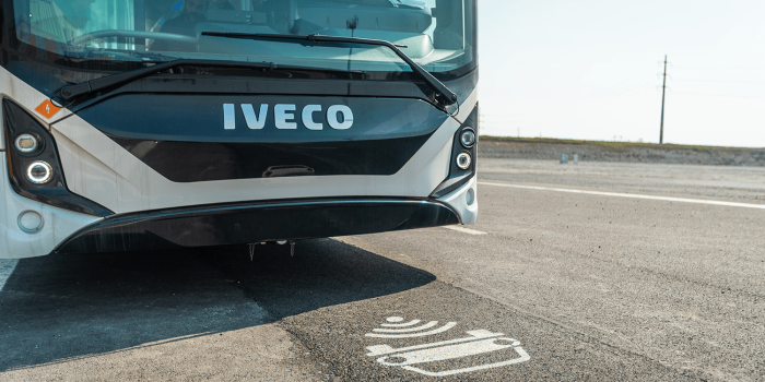 Iveco elektrobus autobús eléctrico induktives laden inductive charging arena del futuro min