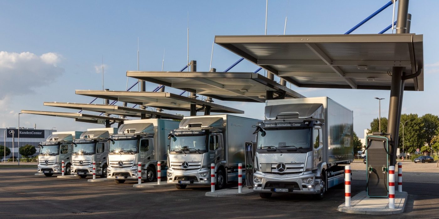 Daimler e truck charing park