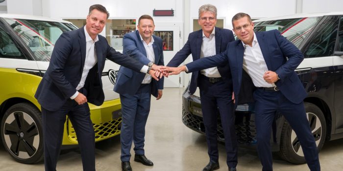 Volkswagen powerco umicore joint venture