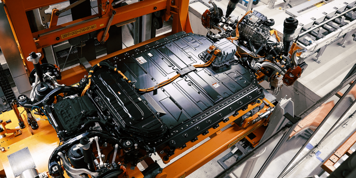 Audi q8 e tron batterie battery min