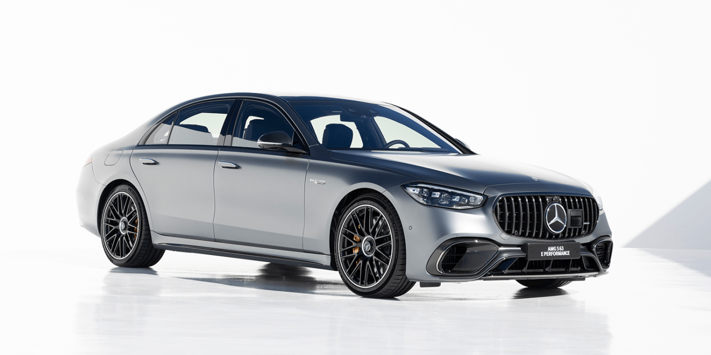 Mercedes benz amg s e performance min