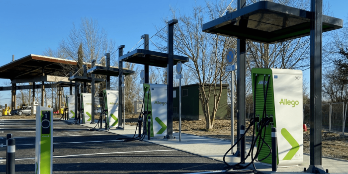 Allego ladestation charging station vinci autoroutes frankreich france min