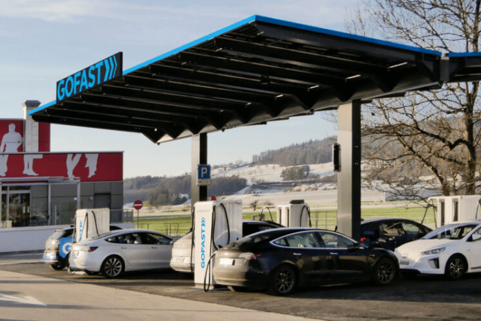 Estación de carga Gofast ladestation schweiz switzerland thurau min e