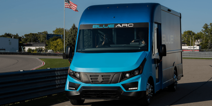 The shyft group blue arc e transporter electric transporter min