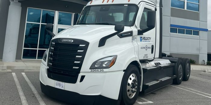 Daimler camión freightliner ecascadia velocity