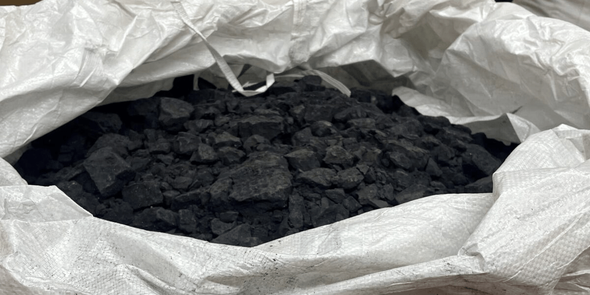 Electra battery materials corporation schwarze masse black mass batterie battery min