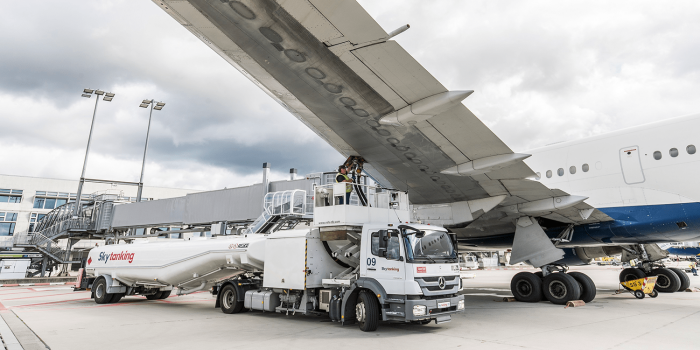 Flughafen stuttgart skytanking min