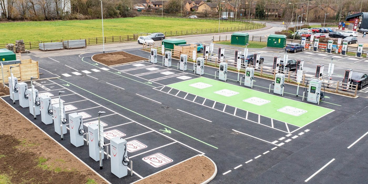 Estación de carga Instavolt ladestation grossbritannien uk banbury min