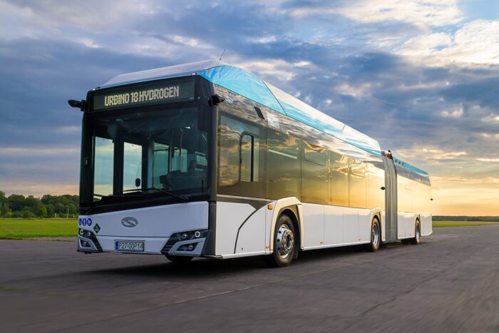 Solaris urbino hidrógeno elektrobus autobús eléctrico min e